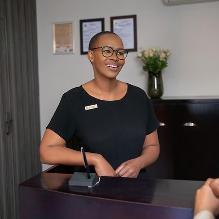 Q'S Boutique Stay Standerton Zewnętrze zdjęcie