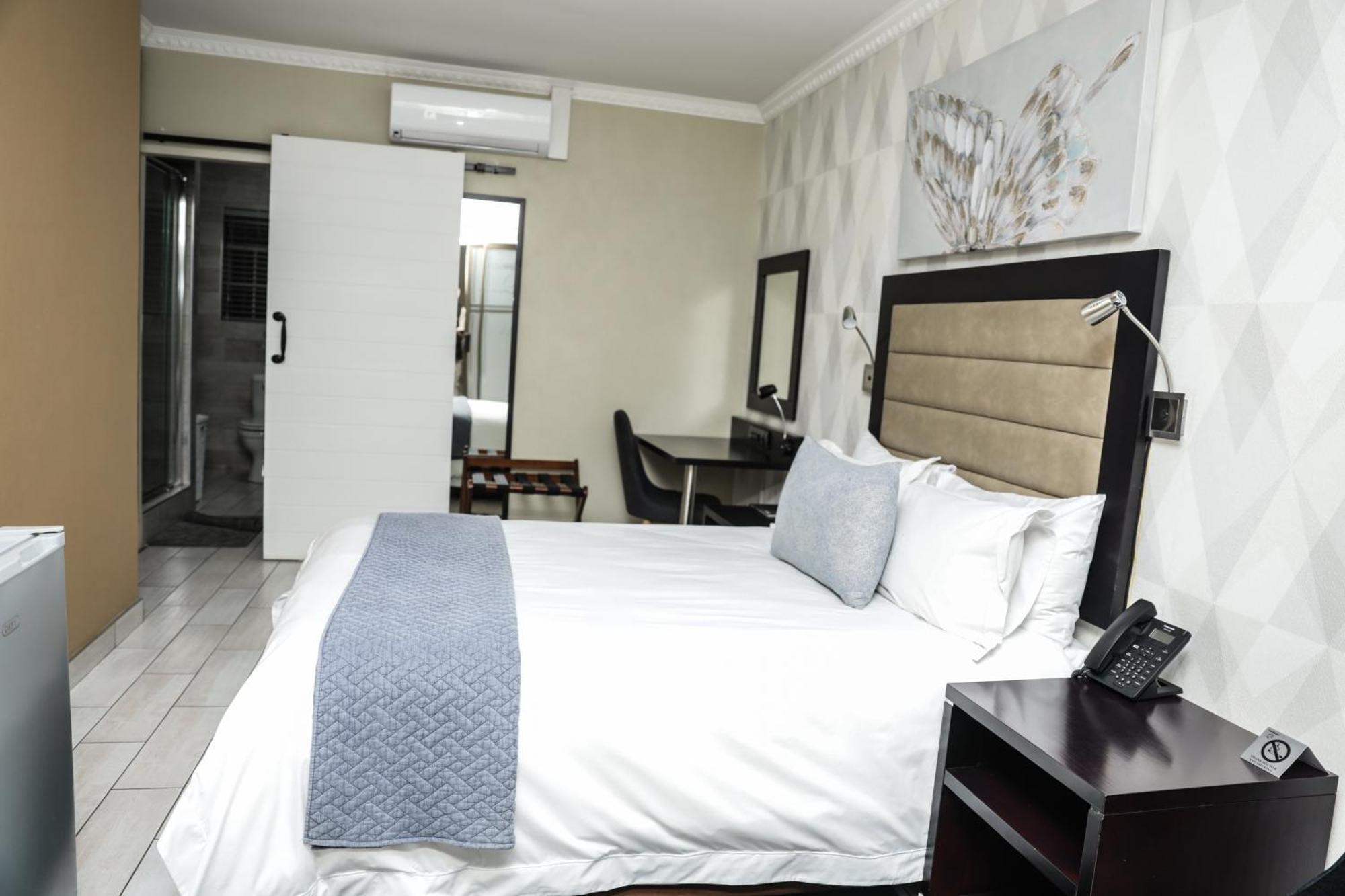 Q'S Boutique Stay Standerton Zewnętrze zdjęcie